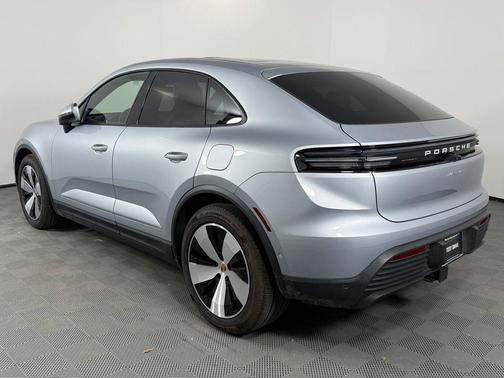 2024 Porsche Macan 4