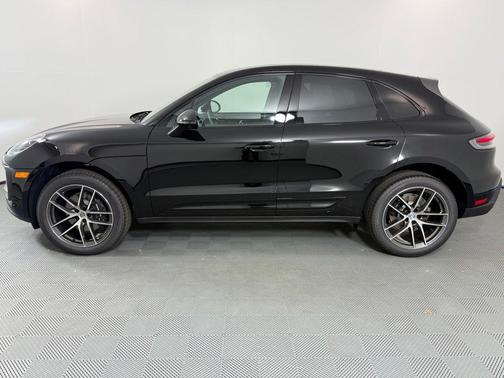 2025 Porsche Macan T