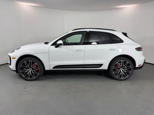 2026 Porsche Macan S