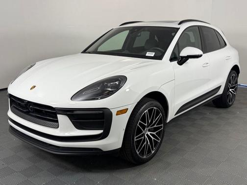 2024 Porsche Macan Base
