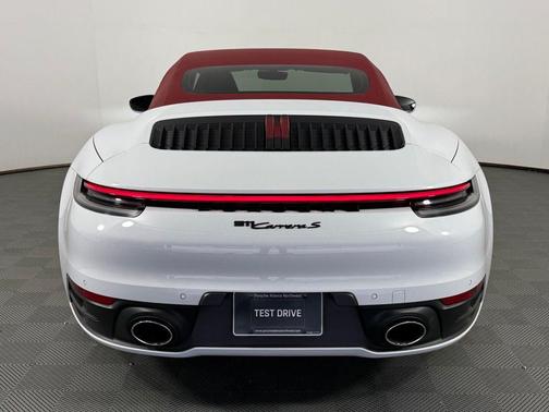 2022 Porsche 911 Carrera S