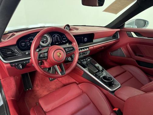 2022 Porsche 911 Turbo S