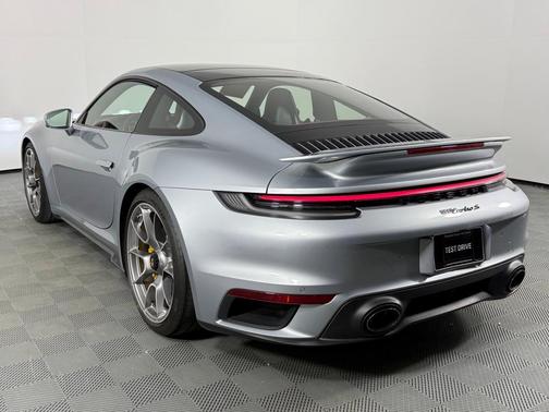 2022 Porsche 911 Turbo S