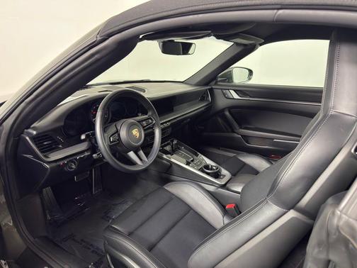 2024 Porsche 911 Carrera