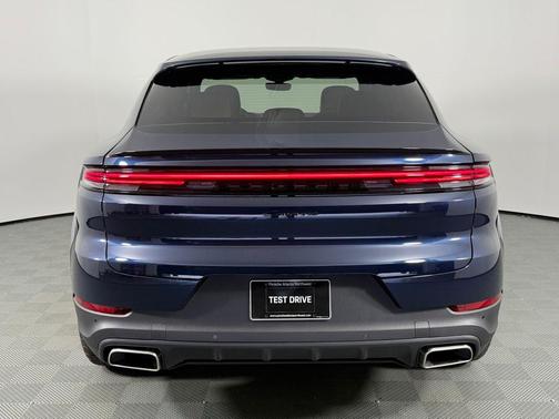 2025 Porsche Cayenne AWD