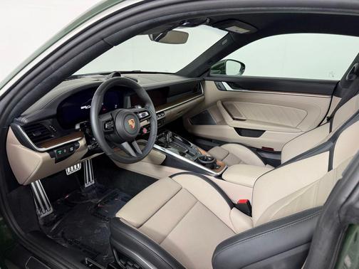 2026 Porsche 911 Carrera S