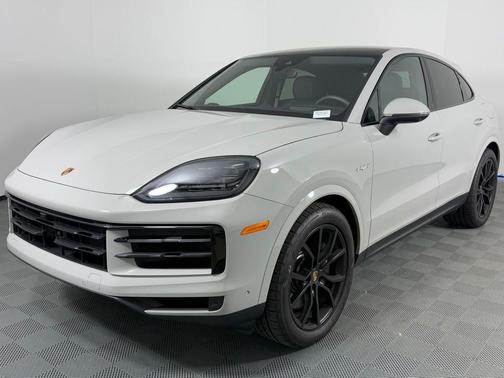 2025 Porsche Cayenne S