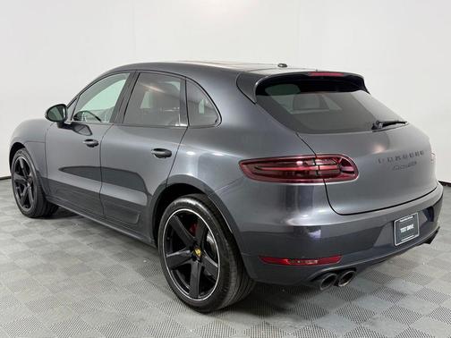Volcano Grey Metallic 2017 Porsche Macan GTS