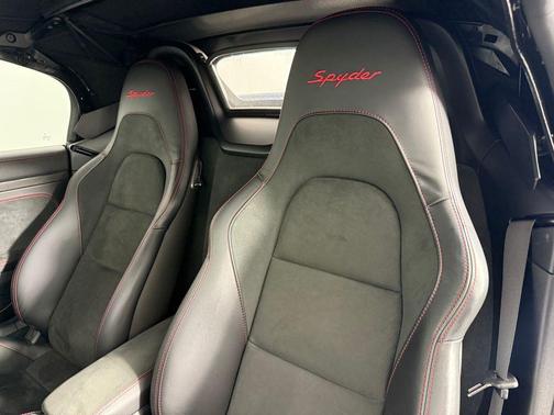 2021 Porsche 718 Spyder Base