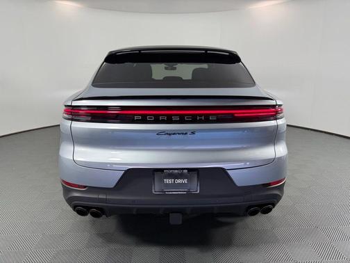 2025 Porsche Cayenne S Coupe AWD