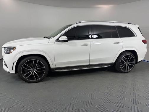 2022 Mercedes-Benz GLS 450 4MATIC
