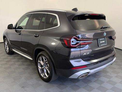 Dark Graphite Metallic 2023 BMW X3 xDrive30i