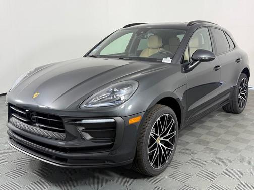 2025 Porsche Macan Base