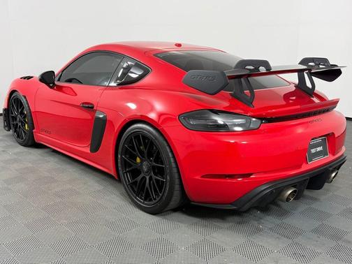 2025 Porsche 718 Cayman GT4 RS