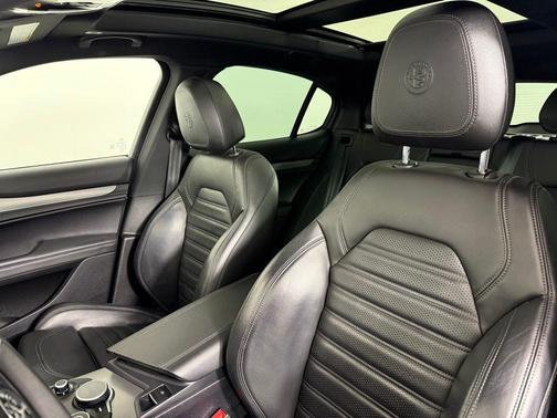 2019 Alfa Romeo Stelvio Ti