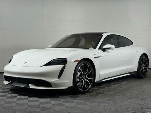 2021 Porsche Taycan Turbo