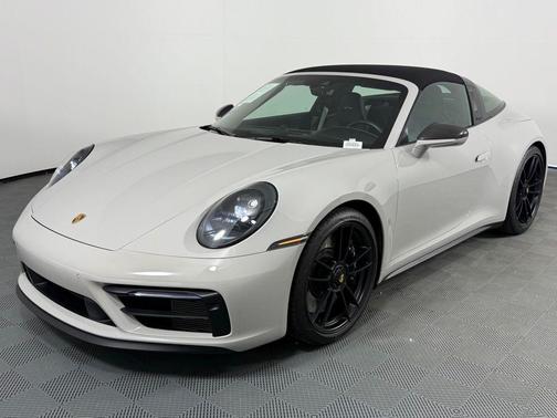 2023 Porsche 911 Targa 4 GTS
