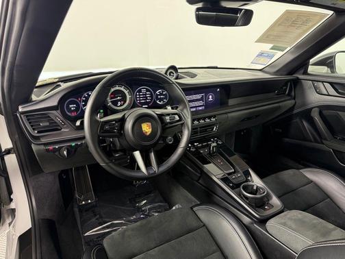 2023 Porsche 911 Targa 4 GTS