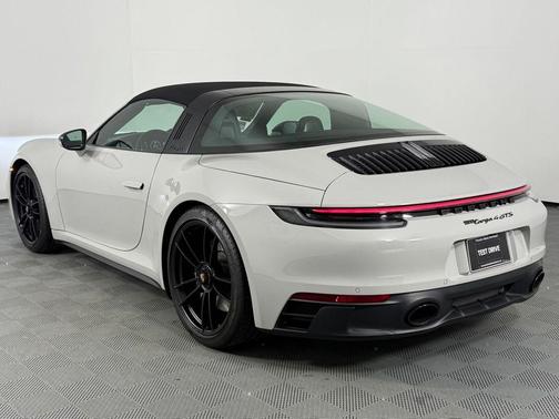 2023 Porsche 911 Targa 4 GTS