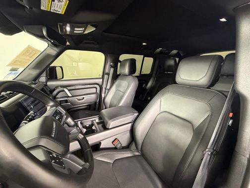 2023 Land Rover Defender 110 X-Dynamic SE