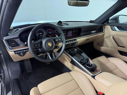 2024 Porsche 911 Carrera 4S