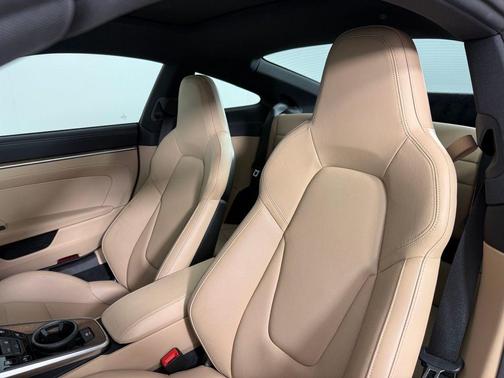 2024 Porsche 911 Carrera 4S