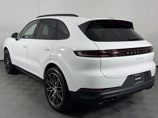 2026 Porsche Cayenne Base