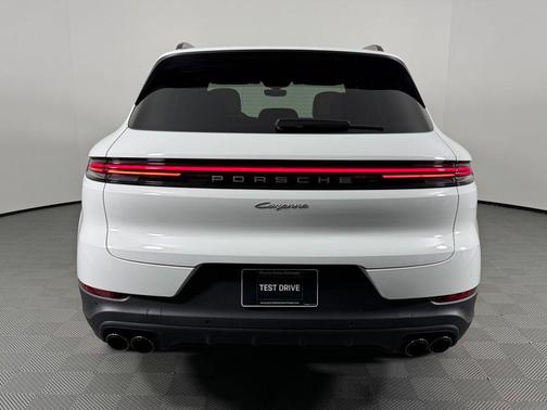 2026 Porsche Cayenne Base