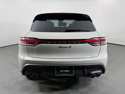 Chalk 2024 Porsche Macan S