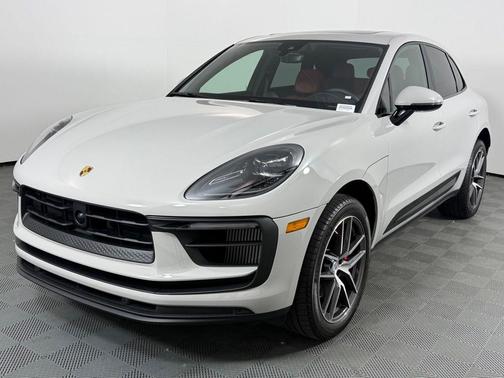 Chalk 2024 Porsche Macan S