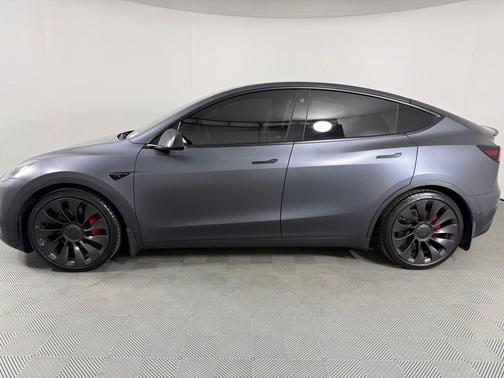 Midnight Silver Metallic 2021 Tesla Model Y Performance