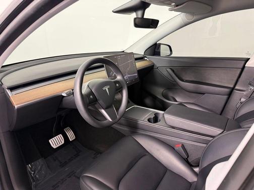 Midnight Silver Metallic 2021 Tesla Model Y Performance