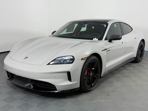 2025 Porsche Taycan GTS