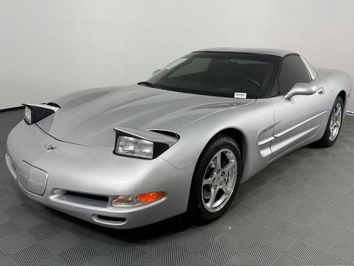 2003 Chevrolet Corvette Base