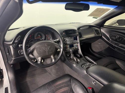 2003 Chevrolet Corvette Base