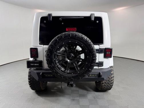 Bright White Clearcoat 2016 Jeep Wrangler Unlimited Rubicon