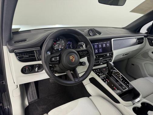 2023 Porsche Macan GTS