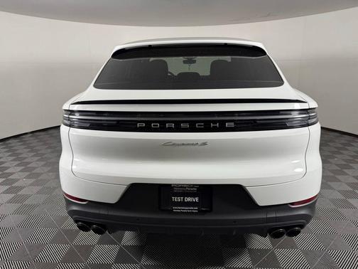 2025 Porsche Cayenne S Coupe AWD