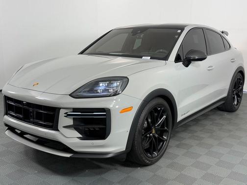 2024 Porsche Cayenne Turbo GT