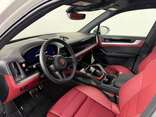 Chalk 2026 Porsche Cayenne S