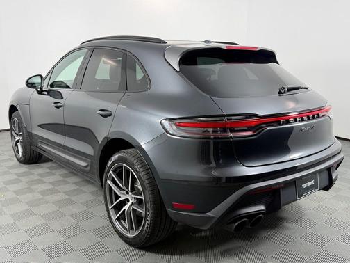 2025 Porsche Macan T