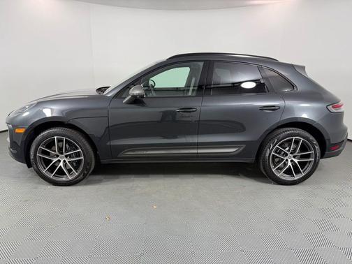 2025 Porsche Macan T