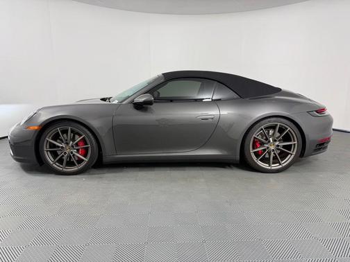 2020 Porsche 911 Carrera 4S