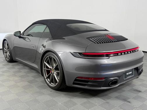 2020 Porsche 911 Carrera 4S