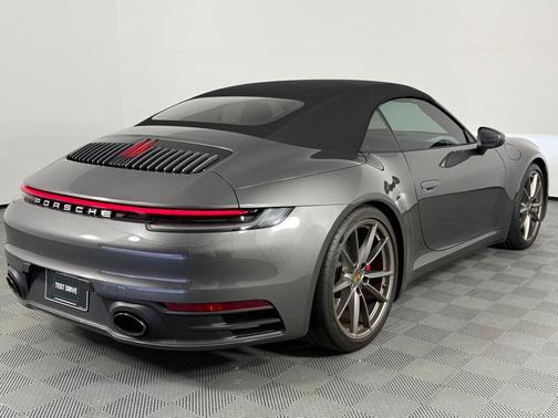 2020 Porsche 911 Carrera 4S
