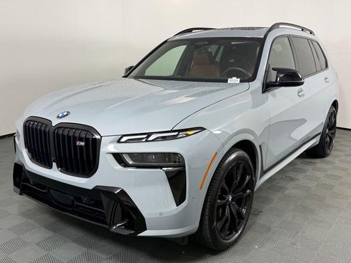 Brooklyn Gray Metallic 2026 BMW X7 M60i