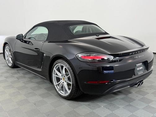 2025 Porsche 718 Boxster Base