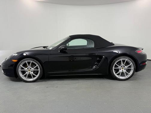 2025 Porsche 718 Boxster Base