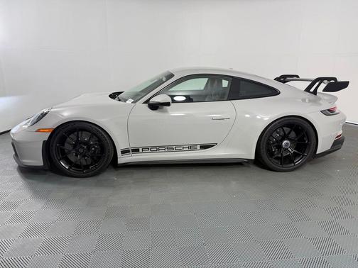 2023 Porsche 911 GT3