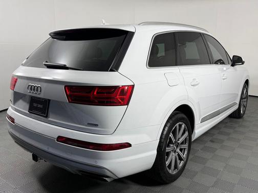 2018 Audi Q7 2.0T Premium Plus